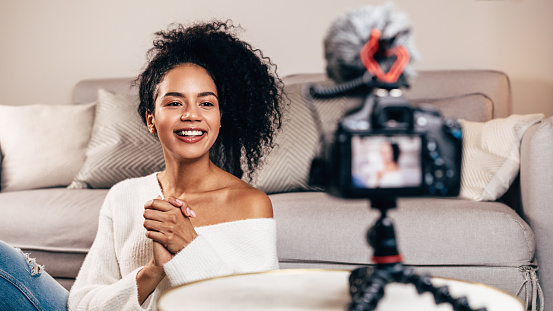 If You Want to Grow From A Vlogger To An Influencer, Read This